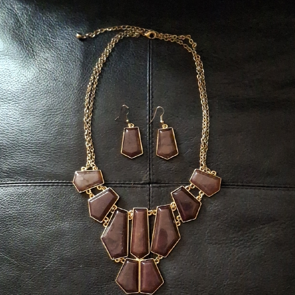 Chic Gold and Brown Geometric Necklace Set